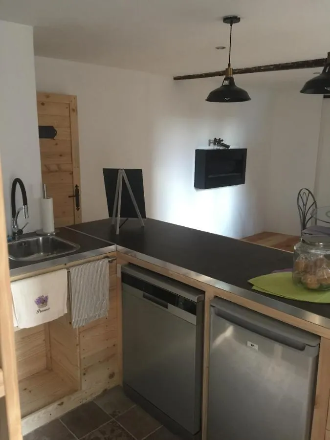 Chambres D'Hotes La Voute Volonne 0*,